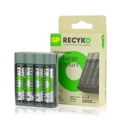 GP ReCyko Speed M452 – Компактно microUSB Зарядно Устройство с 4 броя AA 2600 mAh NiMH Акумулаторни Батерии